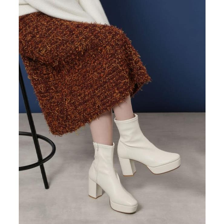 アイボリー(004) | ゆる傾斜ショートブーツ | ESPERANZA