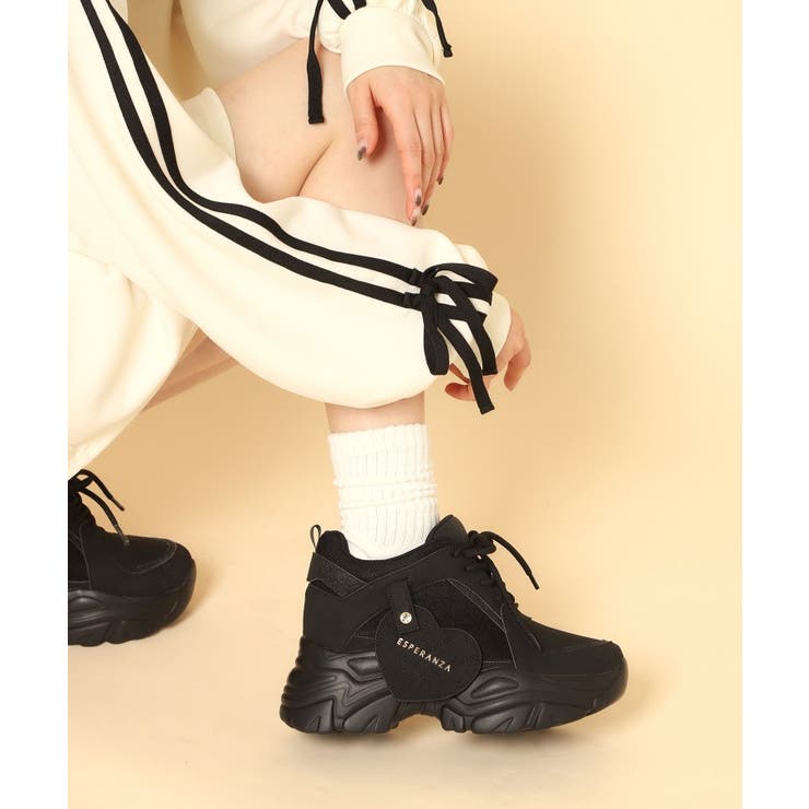 ブラック(019) | 【VALENTINE Collection】きゅんフィットハートチャームスニーカ… | ESPERANZA