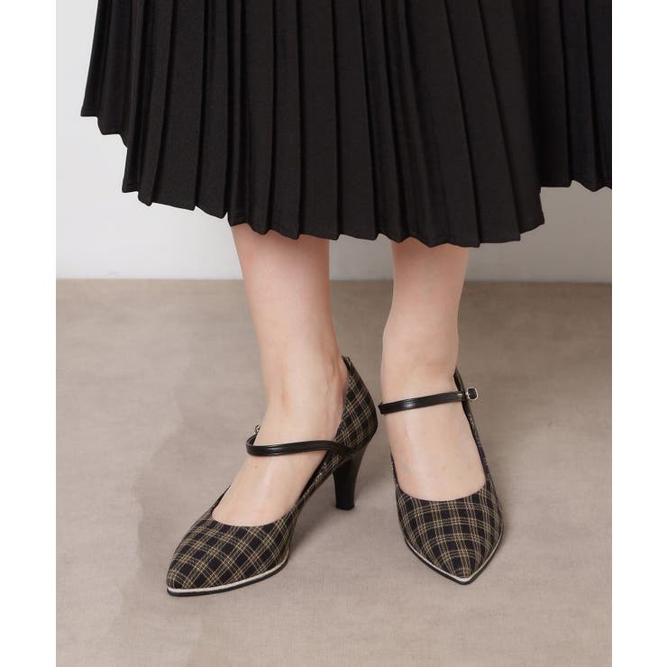 モカブラウン(942) | ラメパイピングストラップパンプス | ESPERANZA