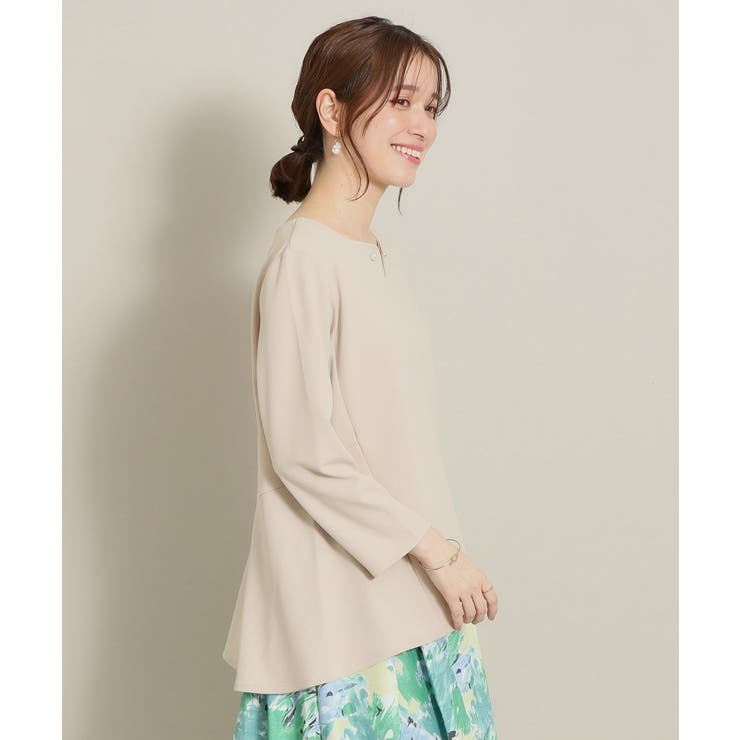 ベージュ(052)