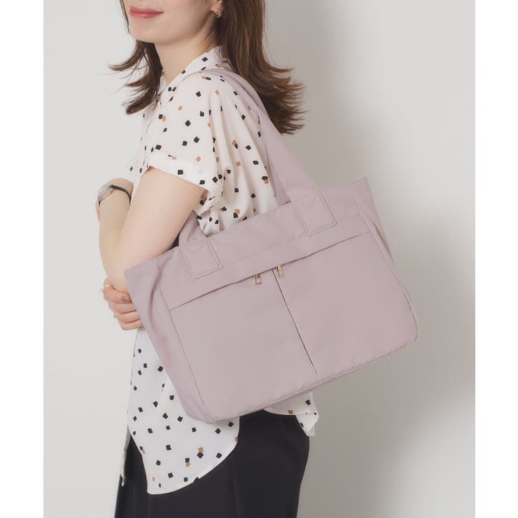 ピンク(071) | 【A4対応/9ポケット】ふんわり軽量トート | ITS'DEMO