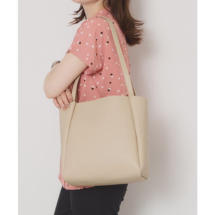 ライトベージュ(051) | 【A4対応】三層トート | ITS'DEMO