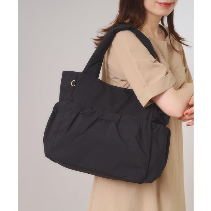 ブラック(019) | 【A4／9ポケット】ふんわり軽量撥水トート | ITS'DEMO