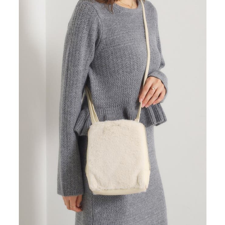 アイボリー(004) | 三層フェイクファーミニショルダー | ITS'DEMO