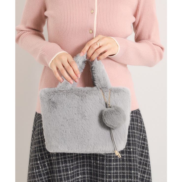 グレー(012) | チャーム付きフェイクファートート | ITS'DEMO