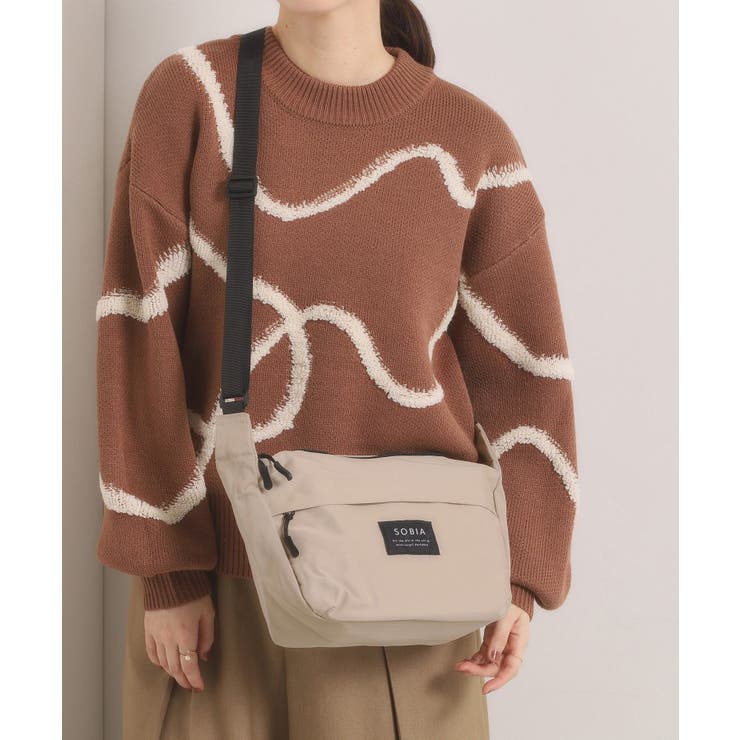 ライトベージュ(051) | 撥水ナイロン舟形ショルダー | ITS'DEMO