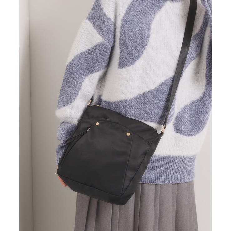 ブラック(019) | 【6ポケット】ルニコ縦型ショルダー | ITS'DEMO