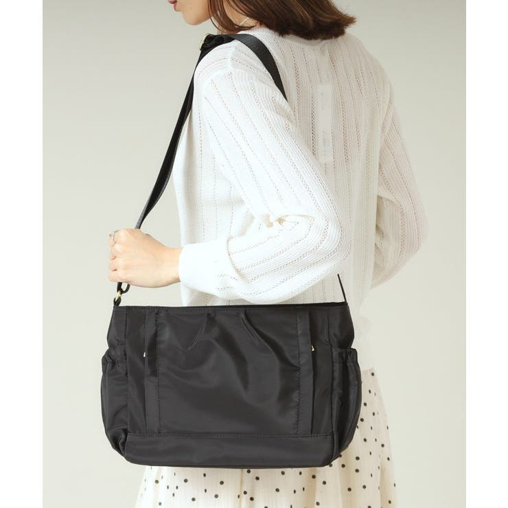 ブラック(019) | 【12ポケット】収納アドバイザー三層ショルダー | ITS'DEMO