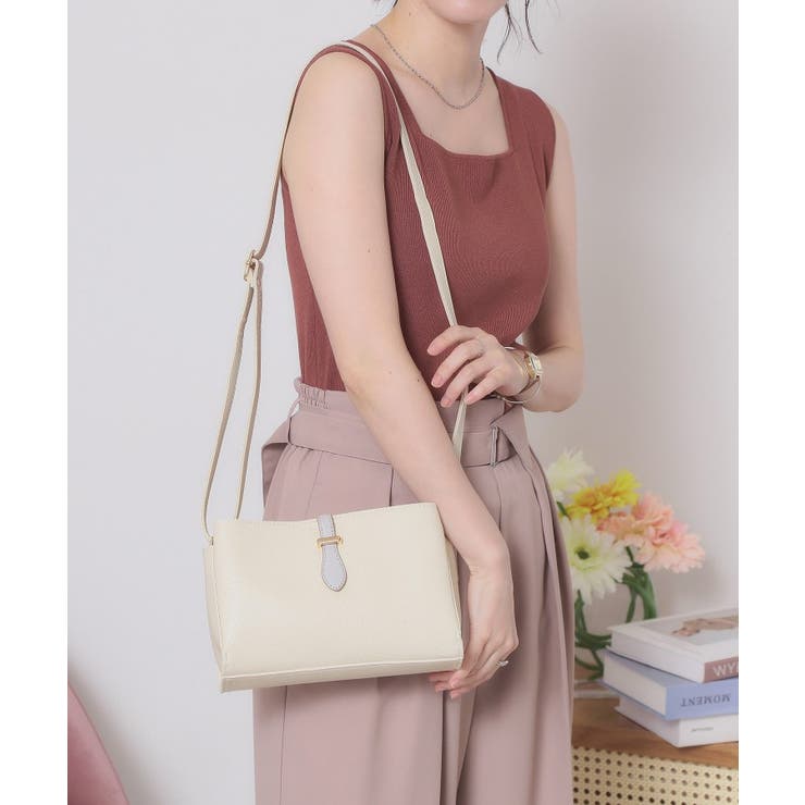 アイボリー(004) | ベルト三層横型ショルダー | ITS'DEMO