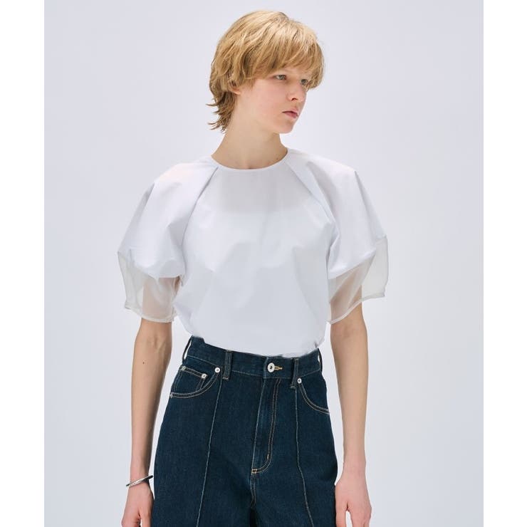 ホワイト(001) | 【手洗い可】シアーパフスリーブブラウス | cloenc