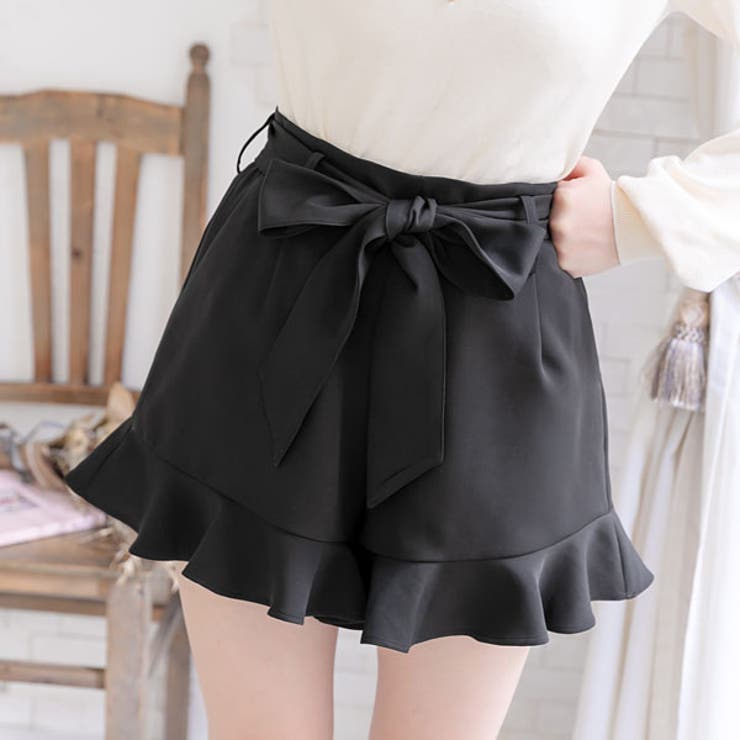 美品 archivio プリーツフリルショートパンツ 黒 サイズ40*CD817 コムデギャルソンCOMME des GARCONS ウールギャバ裾フリル