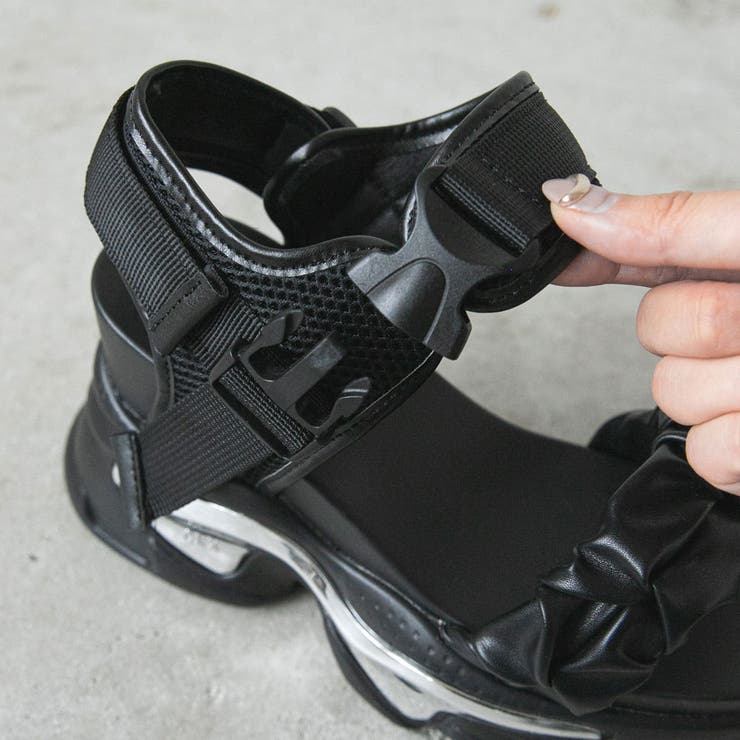 韓国限定】THE NORTH FACE サンダル24cm 黒 クシュクシュ厚底