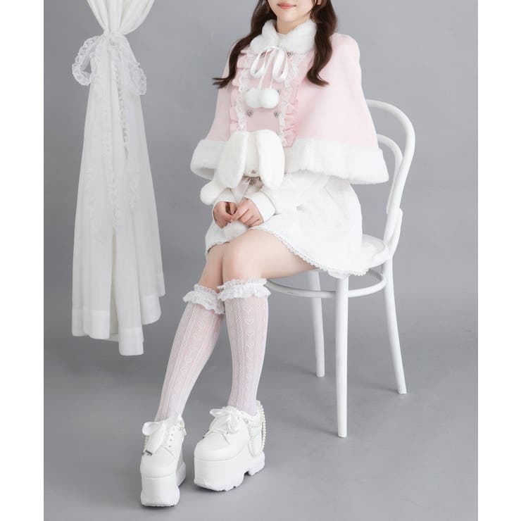 新品未使用　DearMyLove ファーポンポンリボンビジューケープコート2着 セール】ファーポンポンハートビジューリボンケープコート（その他