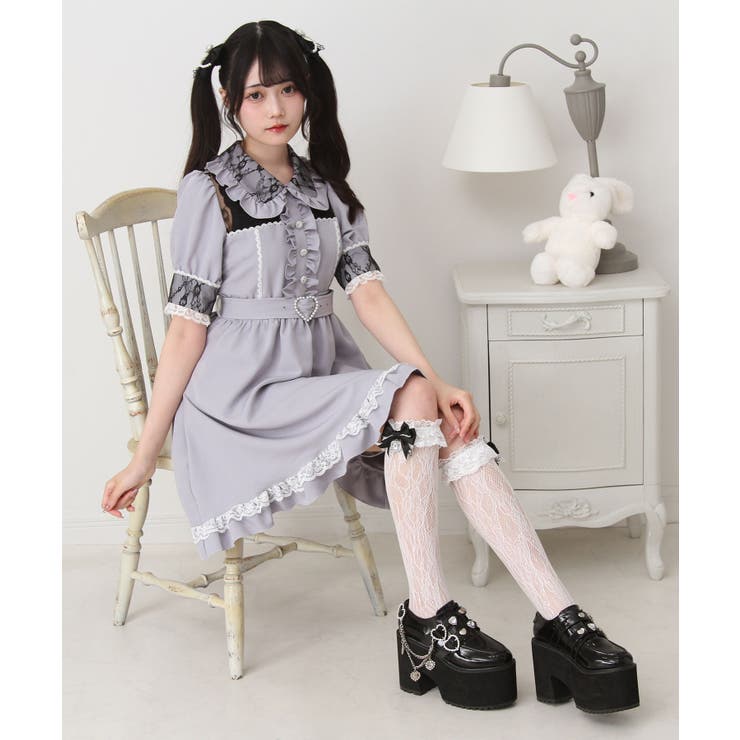 美品　ビジュー装飾 グレージュワンピース ダイヤグラム セール】 スタンドビジューワンピース （ドレス）｜GRACE