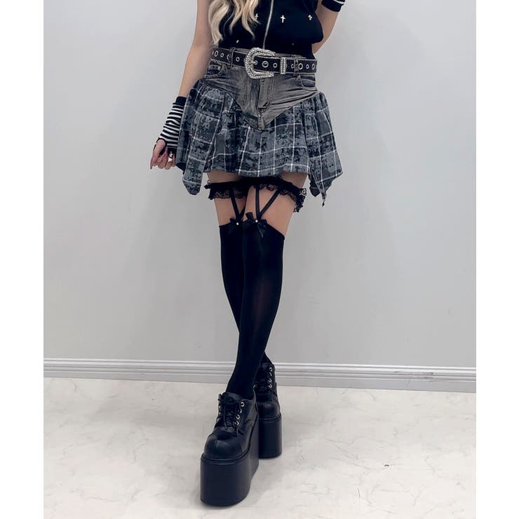 ブラック