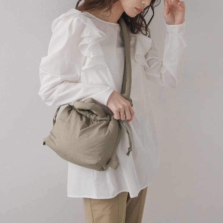 グレージュ
