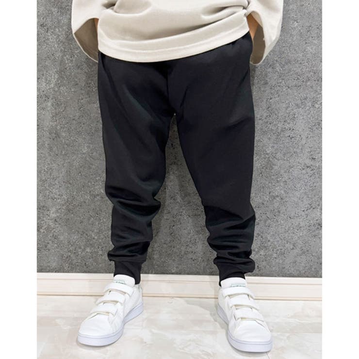 BAPE キッズ　130 スウェットパンツ　新品未使用 A BATHING APE（アベイシングエイプ）の「SHARK 1ST CAMO SWEAT