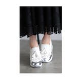 履くだけでスタイルが盛れる超軽量厚底スニーカー レディース ファッション | Sawa a la mode | 詳細画像23