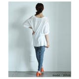 袖を彩る刺繍レースの軽やかフレアチュニック レディース ファッション | Sawa a la mode | 詳細画像18 