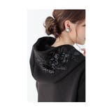 裾プリーツと花モチーフが上品な大人可愛いスウェット レディース ファッション | Sawa a la mode | 詳細画像6