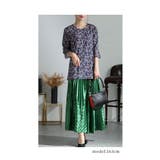 草花模様を敷き詰めたベルスリーブブラウス レディース トップス | Sawa a la mode | 詳細画像10 