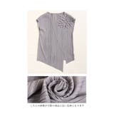 艶めくパールの花コサージュ付きアシンメトリープリーツトップス レディース | Sawa a la mode | 詳細画像19