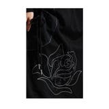 繊細に描かれたステッチ薔薇柄スカート レディース ファッション | Sawa a la mode | 詳細画像7