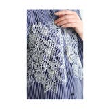爽やかな花刺繍のストライプシャツチュニック レディース ファッション | Sawa a la mode | 詳細画像22