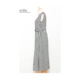 大人な正統派カジュアルに仕上がるギンガム柄ワンピース レディース ファッション | Sawa a la mode | 詳細画像21