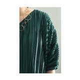 気分を上げる特別感リッチなプリーツトップス レディース ファッション | Sawa a la mode | 詳細画像19