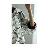 品ある大人の華やぎリーフ柄シアートップス レディース ファッション | Sawa a la mode | 詳細画像19