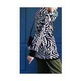 モノトーンで着映えるゼブラ柄ニット レディース ファッション | Sawa a la mode | 詳細画像7