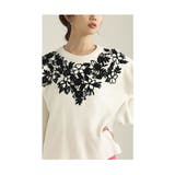 胸元に咲く花刺繍のもっちり柔らかニットトップス レディース ファッション | Sawa a la mode | 詳細画像16