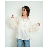 ふわりフリンジが浮かぶ袖裏側ギャザーシアーブラウス レディース ファッション | Sawa a la mode | 詳細画像2