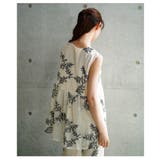 繊細なリーフ刺繍がナチュラルなメッシュVネックフレアトップス レディース | Sawa a la mode | 詳細画像9