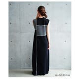 大胆なブロッキングデザインが目を惹く麻タッチ配色スリットニットワンピース | Sawa a la mode | 詳細画像15