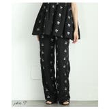 華やかさと品を兼ね備えたミニフラワー刺繍のセミワイドパンツ レディース ファッシ… | Sawa a la mode | 詳細画像3 