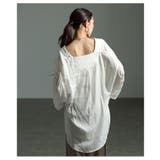大人の抜け感纏うVネックフィッシュテールシアーブラウス レディース ファッション | Sawa a la mode | 詳細画像16 