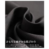 後ろ姿も抜かりないバックロゴ刺繍Vネックジャンパースカート レディース ファッシ… | Sawa a la mode | 詳細画像11 