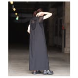 後ろ姿も抜かりないバックロゴ刺繍Vネックジャンパースカート レディース ファッシ… | Sawa a la mode | 詳細画像12 