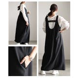 後ろ姿も抜かりないバックロゴ刺繍Vネックジャンパースカート レディース ファッシ… | Sawa a la mode | 詳細画像17 