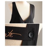 後ろ姿も抜かりないバックロゴ刺繍Vネックジャンパースカート レディース ファッシ… | Sawa a la mode | 詳細画像23 