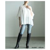ふわりと揺れるギャザーフレアスリーブスキッパーブラウス レディース ファッション | Sawa a la mode | 詳細画像10