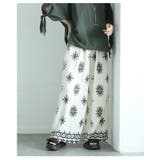 ホワイト | エスニックな雰囲気を纏うリラクシーな刺繍ワイドパンツ レディース ファッション | Sawa a la mode