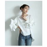 ホワイト | 袖フリルフィッシュテールブラウス レディース ファッション | Sawa a la mode