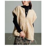 ベージュ | 重ねてこなれ感生まれるボアベストパーカー レディース ファッション | Sawa a la mode