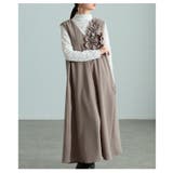 ベージュ | 女心くすぐる立体花モチーフVネックジャンパースカート レディース ファッション | Sawa a la mode