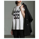 オフホワイト | 大人の万能×多機能グラフィックプリントTシャツ レディース ファッション | Sawa a la mode