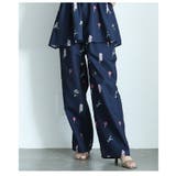 ネイビー | 爽やかな甘さ引き立つ花柄セミワイドストレートパンツ レディース ファッション | Sawa a la mode