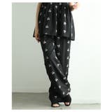 ブラック | 華やかさと品を兼ね備えたミニフラワー刺繍のセミワイドパンツ レディース ファッシ… | Sawa a la mode